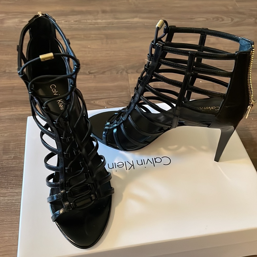 Calvin Klein NEW NEVER WORN Black Caged heels size 8.5 - Picture 5 of 7